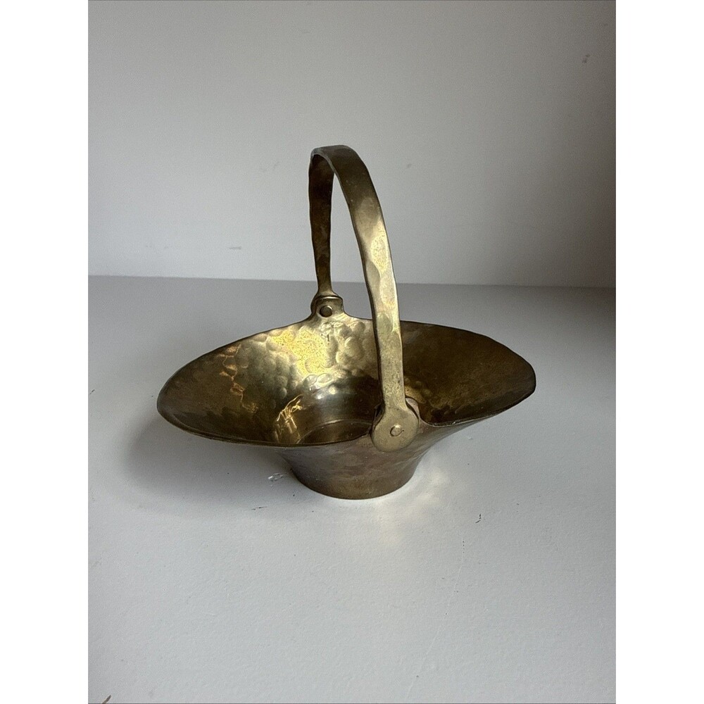 Vintage Solid Brass Candle Holder Votive Tea Light Basket Trinket Dish Handle
